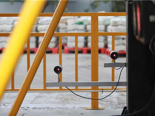 車庫(kù)光電傳感器