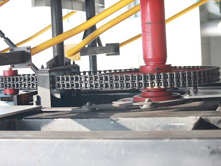 垂直循環(huán)停車庫(kù)